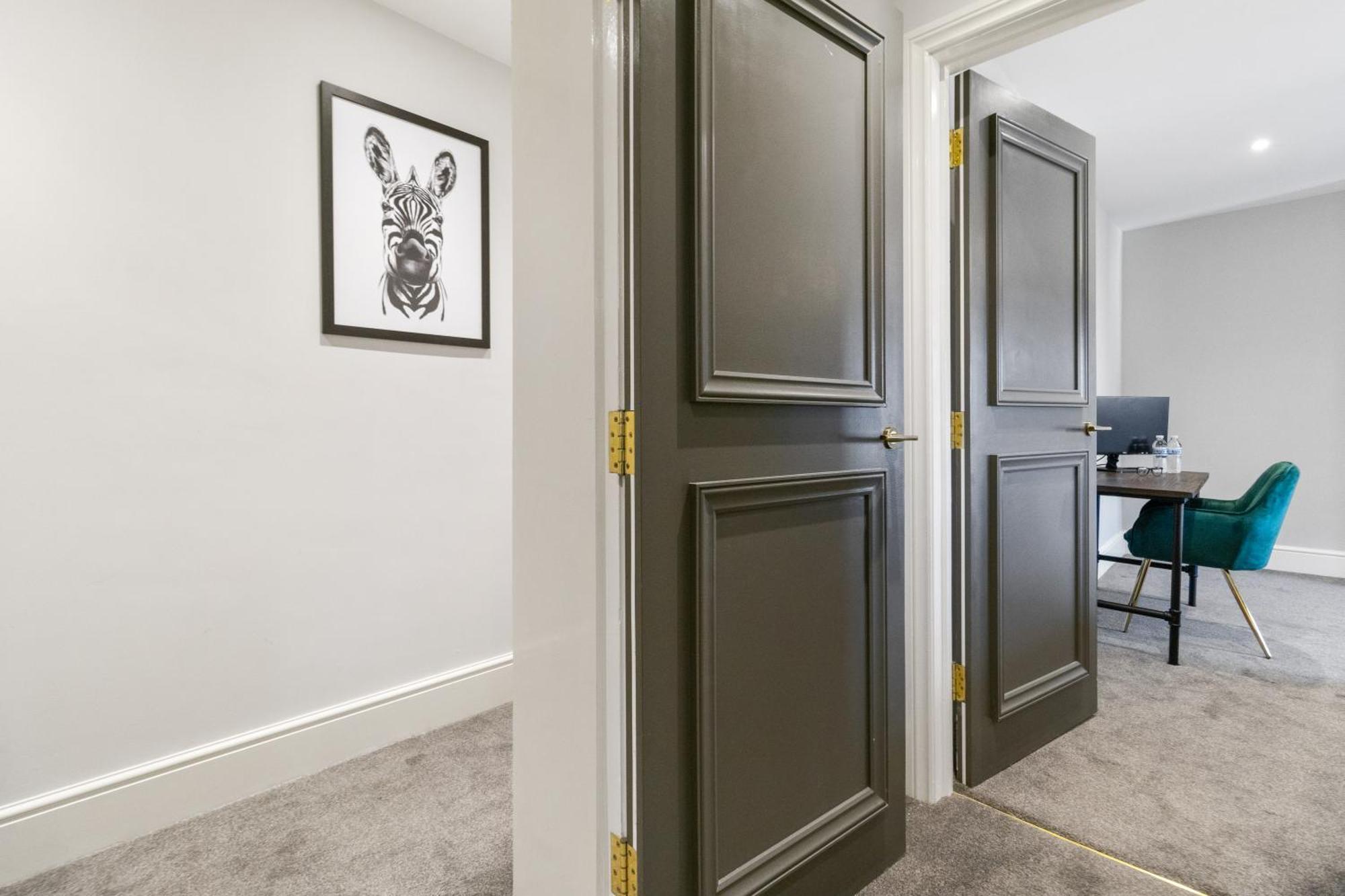 Whiskawaystays - Victoria House - Apartment 4 Worcester Eksteriør billede